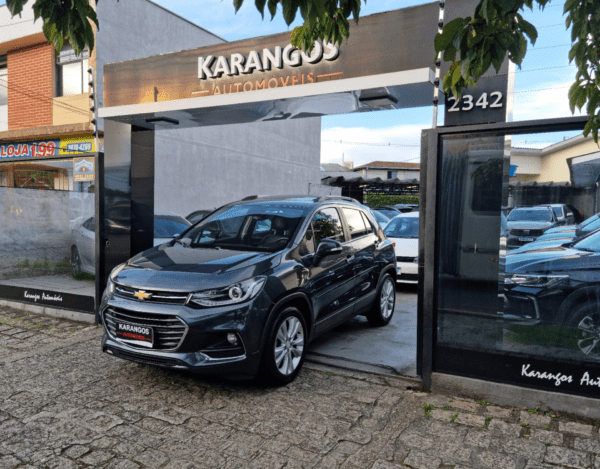 CHEVROLET TRACKER