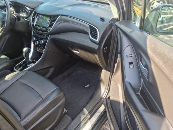 CHEVROLET TRACKER - Image 12