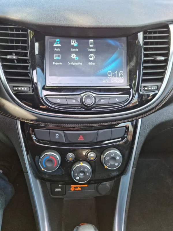 CHEVROLET TRACKER - Image 16