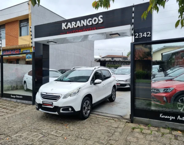 PEUGEOT 2008