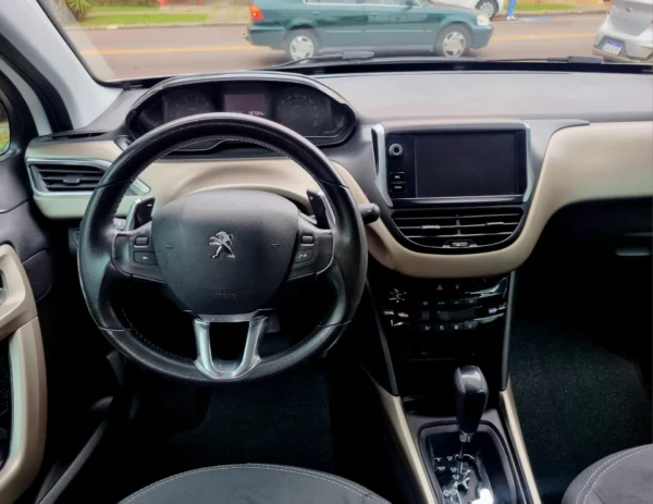 PEUGEOT 2008 - Image 14
