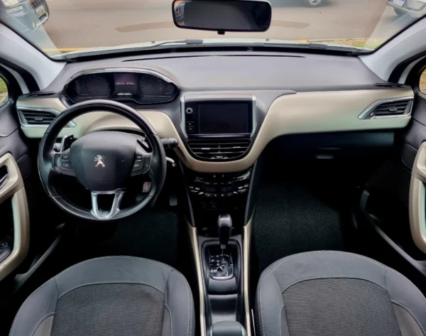 PEUGEOT 2008 - Image 15