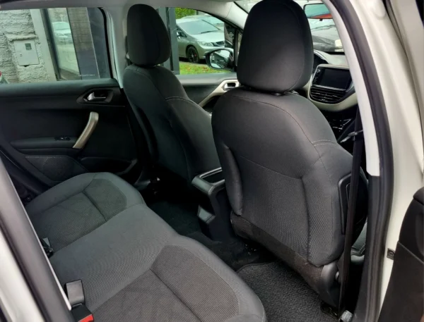 PEUGEOT 2008 - Image 16