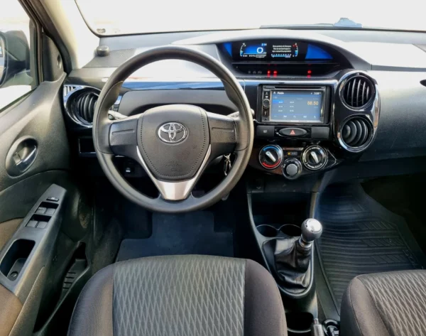 TOYOTA ETIOS - Image 13