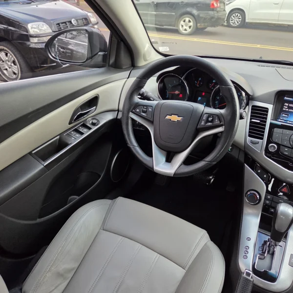 CHEVROLET CRUZE - Image 11