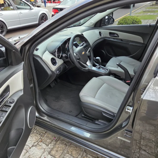 CHEVROLET CRUZE - Image 13
