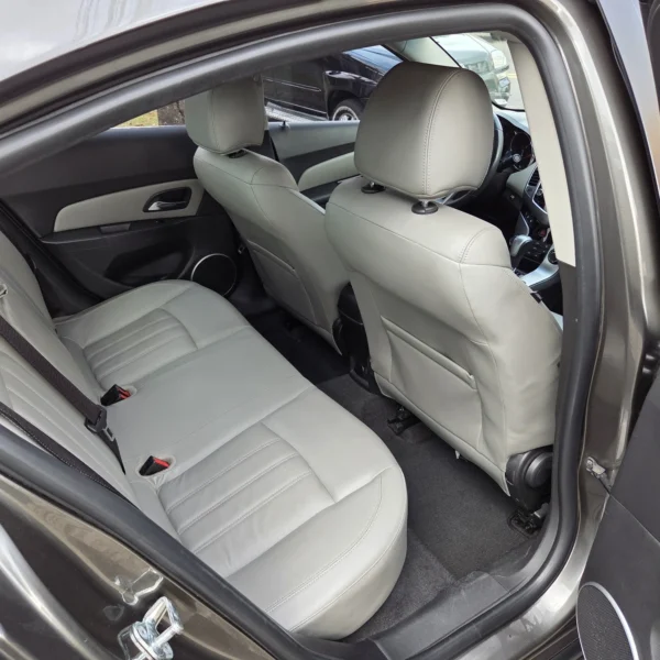 CHEVROLET CRUZE - Image 17