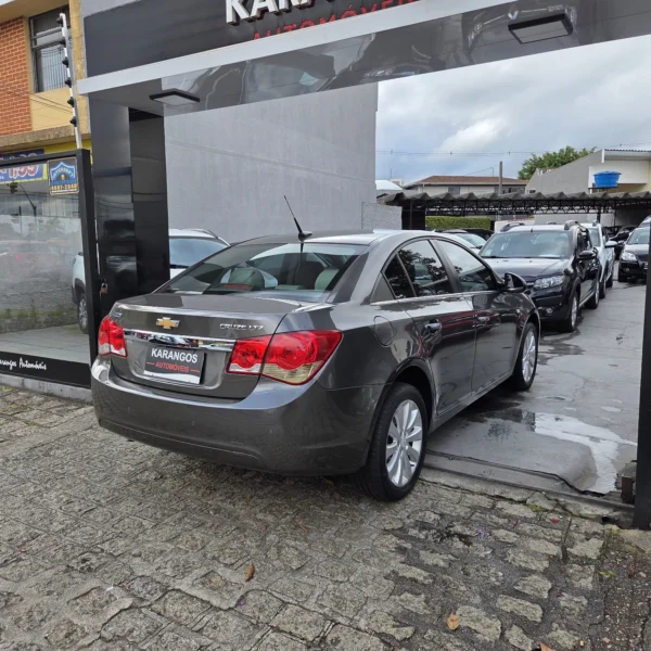 CHEVROLET CRUZE - Image 8