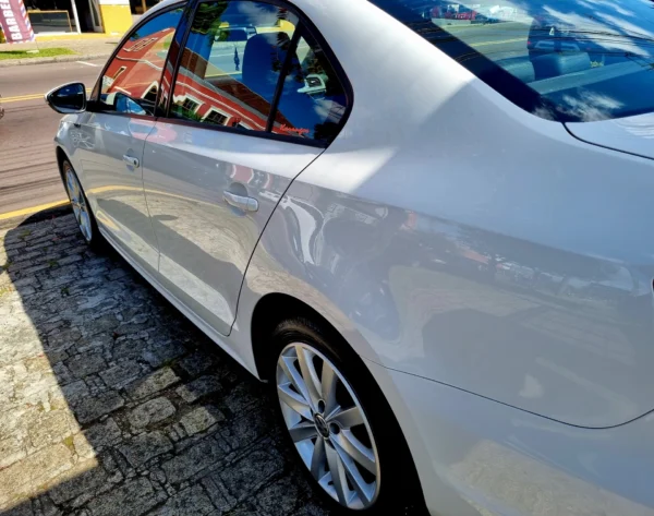 VOLKSWAGEN JETTA 2.0 - Image 7