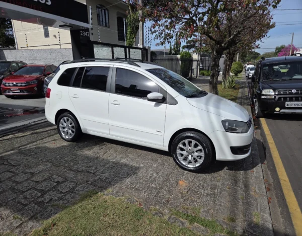 VOLKSWAGEN SPACEFOX - Image 6