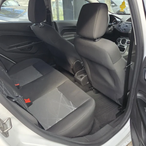 FORD FIESTA - Image 11