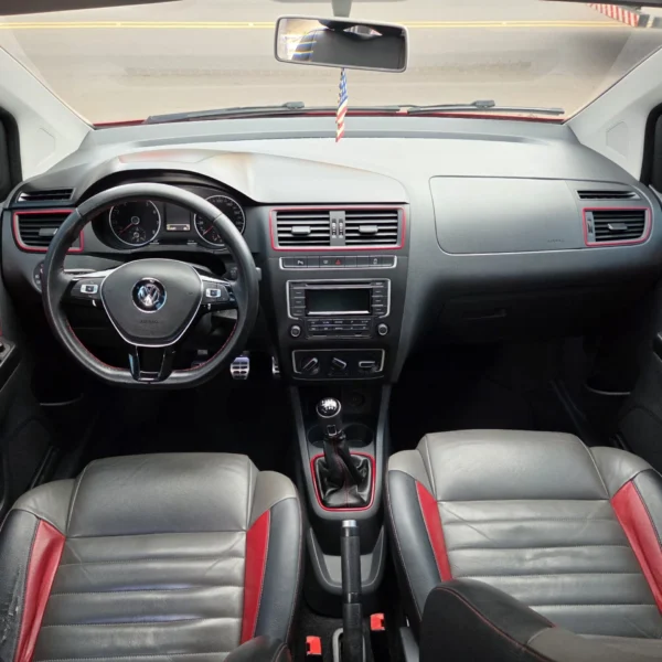 VOLKSWAGEN FOX - Image 14