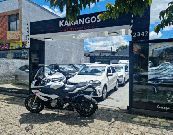 BMW S
