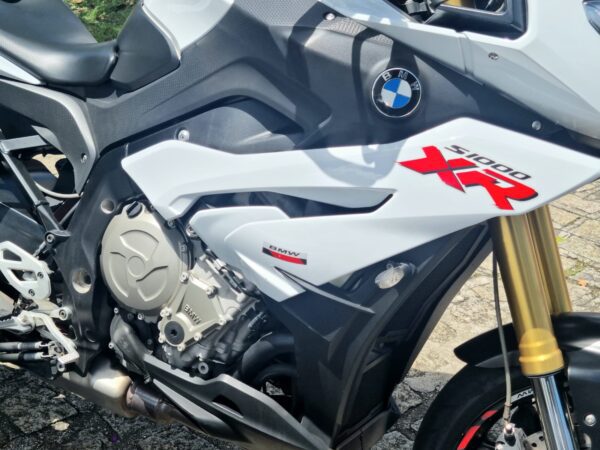 BMW S - Image 6