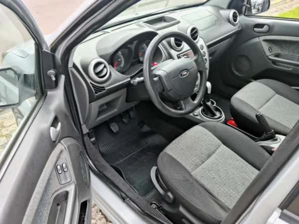 FORD FIESTA - Image 10