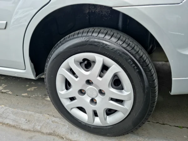 FORD FIESTA - Image 18