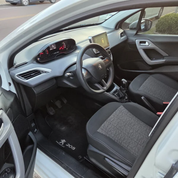 PEUGEOT 308 - Image 14