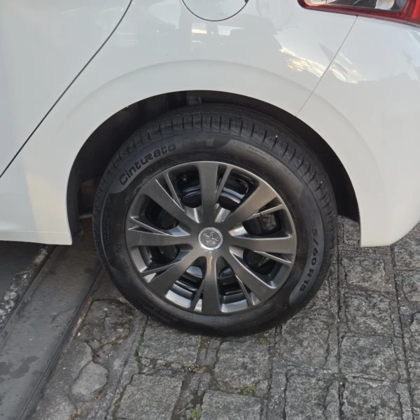 PEUGEOT 308 - Image 18