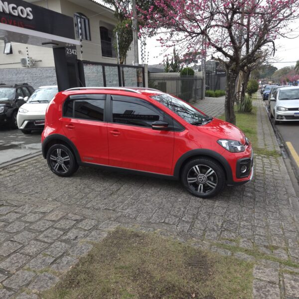VOLKSWAGEN UP - Image 12