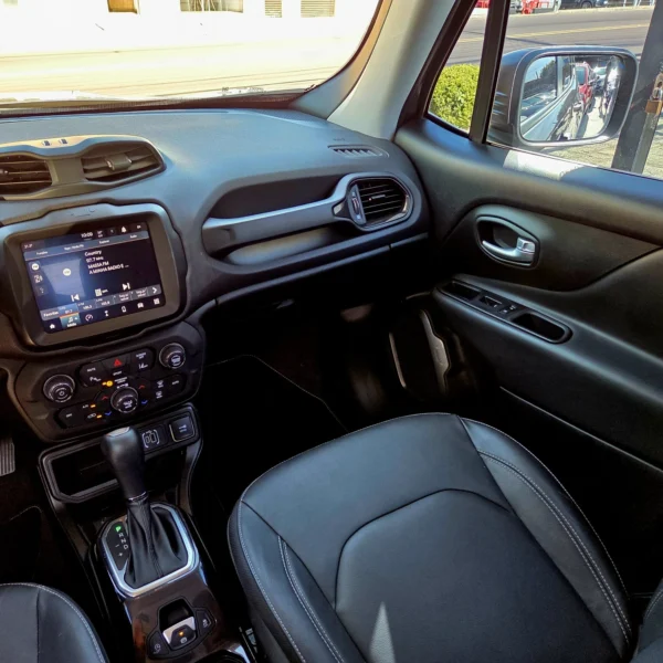 JEEP RENEGADE - Image 15