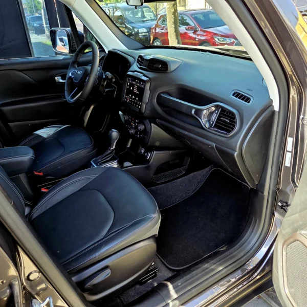 JEEP RENEGADE - Image 16