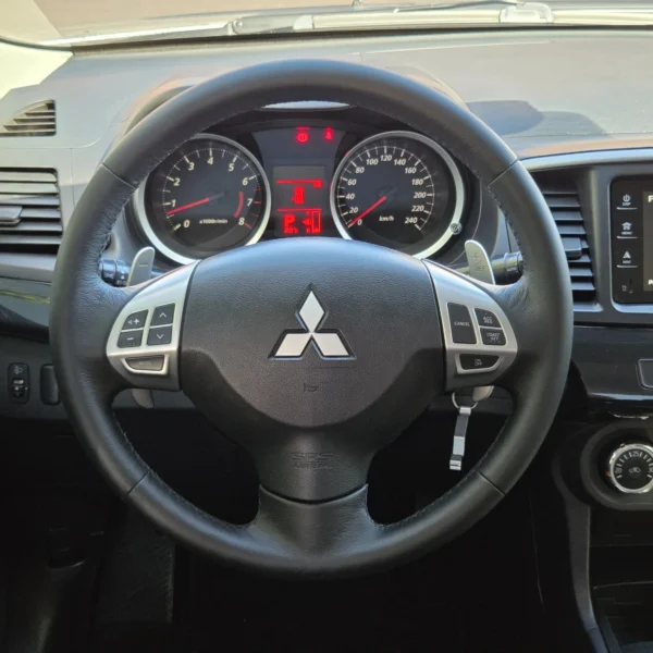 MITSUBISHI LANCER - Image 15