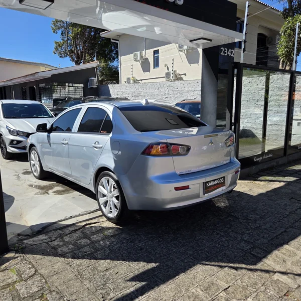 MITSUBISHI LANCER - Image 5