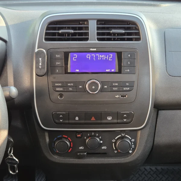 RENAULT KWID - Image 12