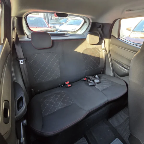 RENAULT KWID - Image 15