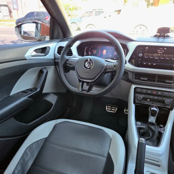 VOLKSWAGEN T-CROSS - Image 14