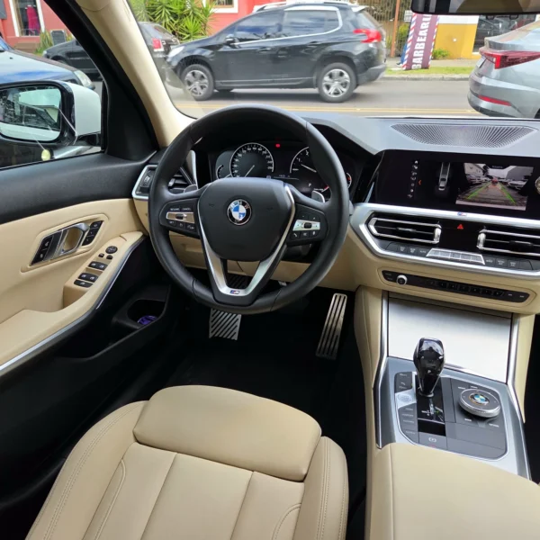 BMW 320I - Image 18