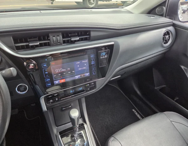 TOYOTA COROLLA - Image 16