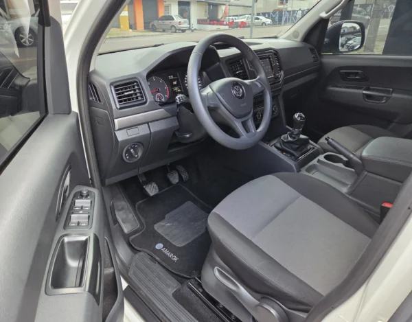 VOLKSWAGEN AMAROK - Image 11