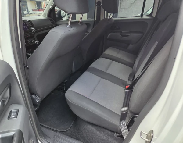 VOLKSWAGEN AMAROK - Image 12
