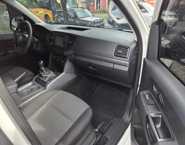 VOLKSWAGEN AMAROK - Image 16