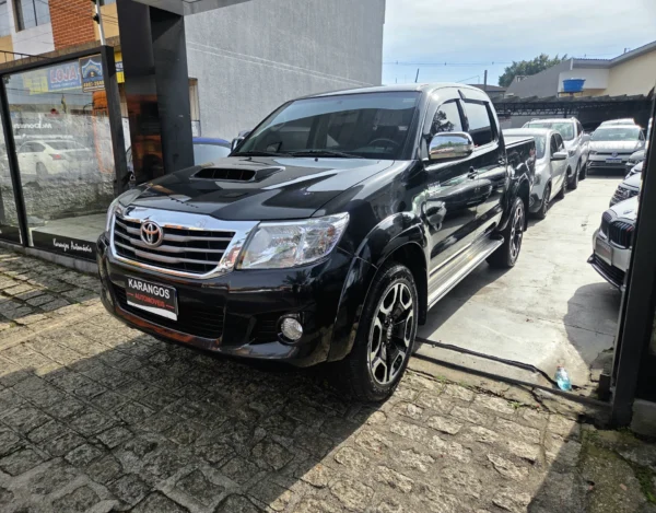 Toyota Hilux Cd Srv D4 D 4X4 3.0 TDI Diesel Automático - foto 8
