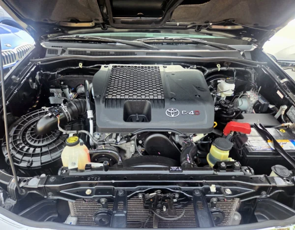 Toyota Hilux Cd Srv D4 D 4X4 3.0 TDI Diesel Automático - foto 13